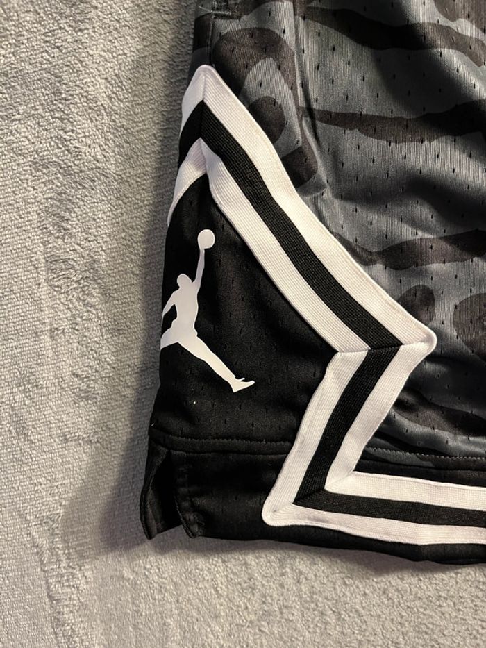 Short en mesh Jordan Dri-Fit motif Tiger Stripes Noir – Taille L - photo numéro 5