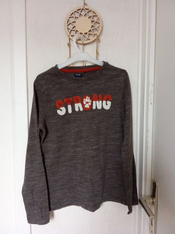 Pull manches longues mi saison automne garçon Kiabi  10 ans gris motif écriture