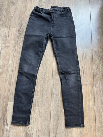 Jean noir River Island 11 ans