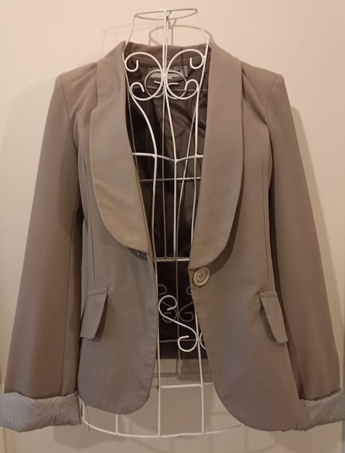 Superbe Veste Blazer Taupe / Beige – Coupe Cintrée & Col Châle – Chic & Intemporelle - photo numéro 5
