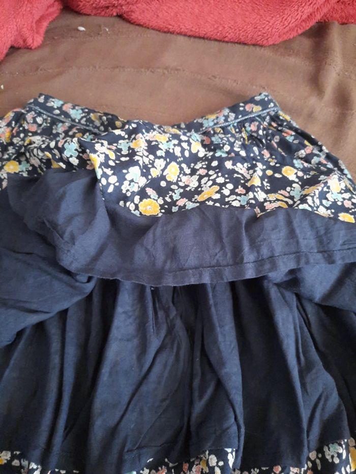 Jupe fleurie - photo numéro 3