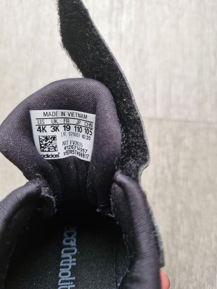 Chaussures taille 19 - photo numéro 5