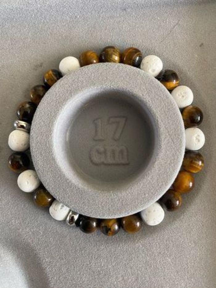 Bracelet en pierre de lave et oeil de tigre - photo numéro 2
