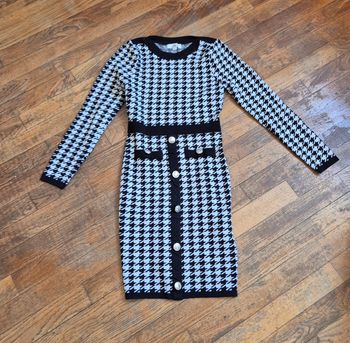 Robe pull moulante mochy pieds de poule noir et blanche taille unique
