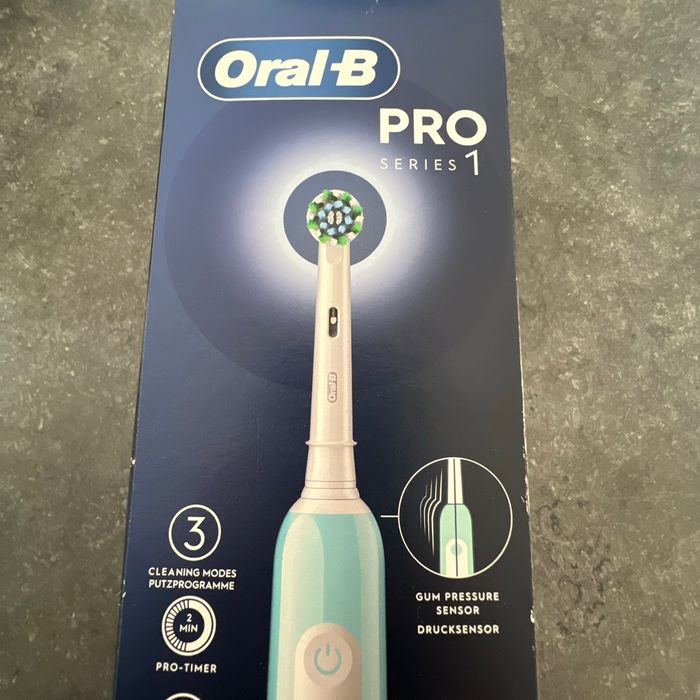 OralB Pro Série 1 Brosse Électrique - photo numéro 2