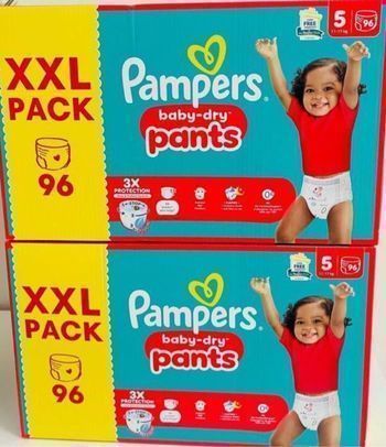 Pampers baby dry pants lot de 2 /192 couches
