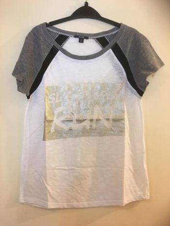 T-shirt sport Kiabi Taille XS (1€50)