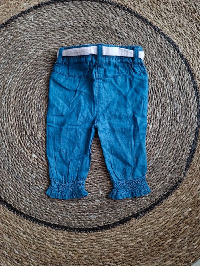 Joli pantalon fille taille 3 mois - photo numéro 2