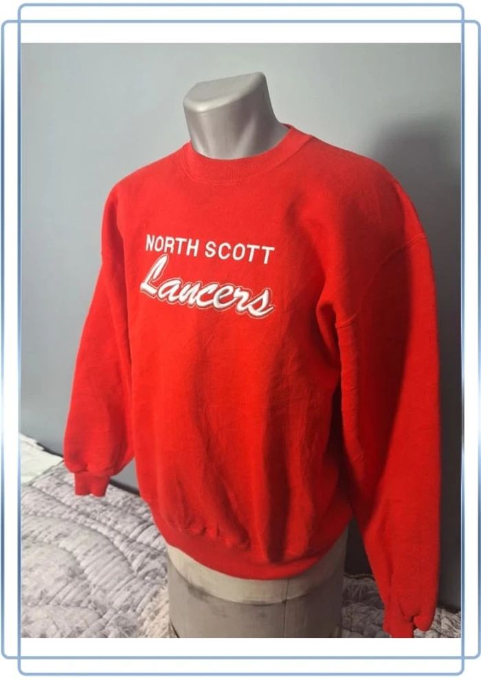 Sweat à col rond / crewneck homme / taille L rouge full brodé 249 - photo numéro 4