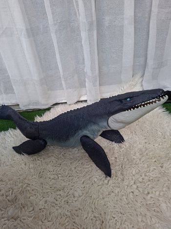 Dinaussaure morsasaure jurassic world