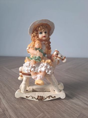Figurine fille