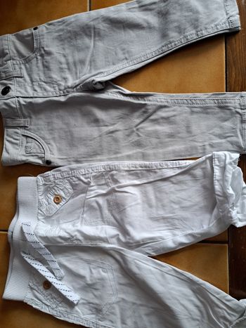Pantalons clairs blanc et gris
