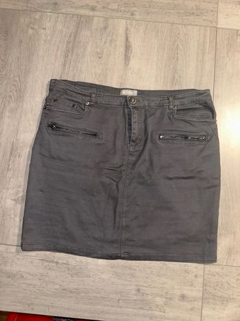 Jupe courte en jean élastique