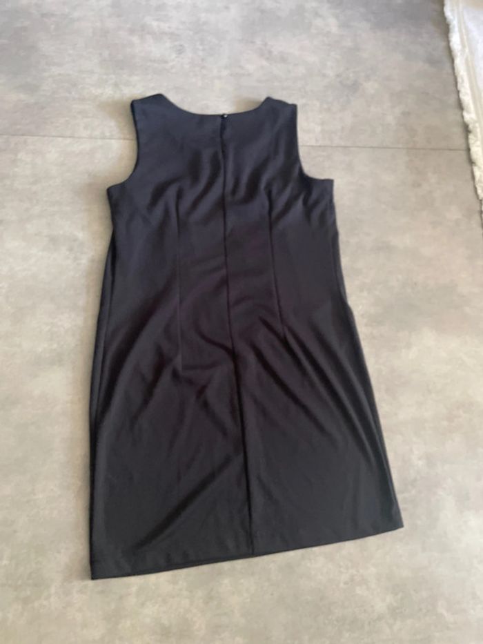Robe noire - photo numéro 6