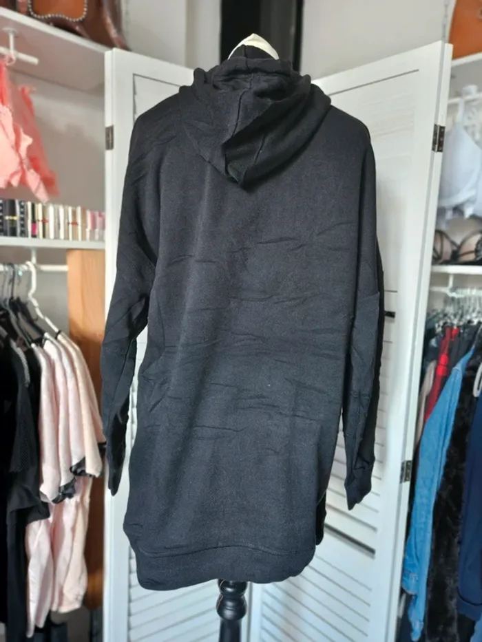Sweat long à capuche T.M/L - photo numéro 5