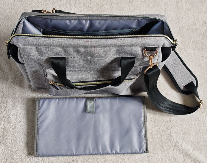 Sac à langer - photo numéro 2