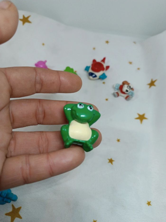 Lot divers figurine Kinder MPG animaux tigre puce cochon avion chien frog crocodile ours rose - photo numéro 6