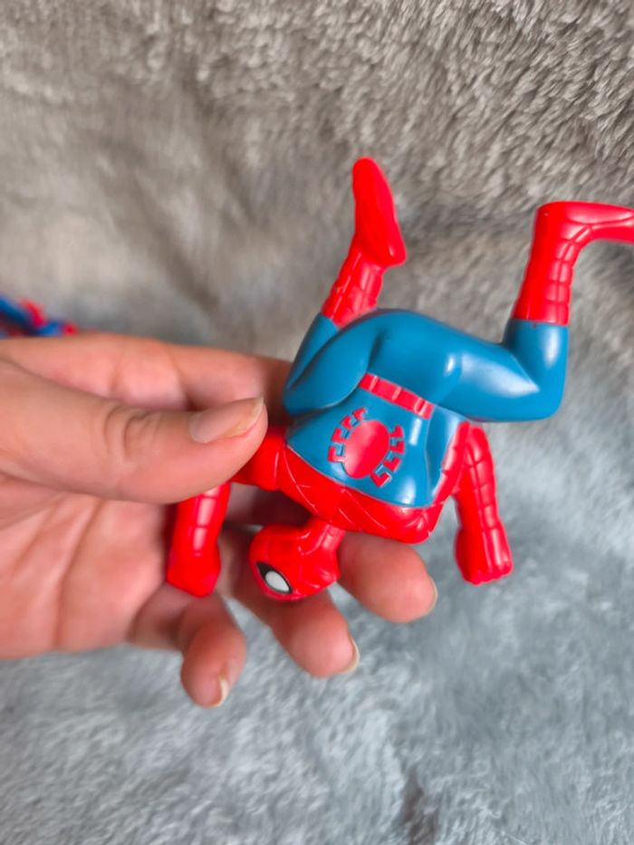 Lot 3 figurines spiderman marvel - photo numéro 10