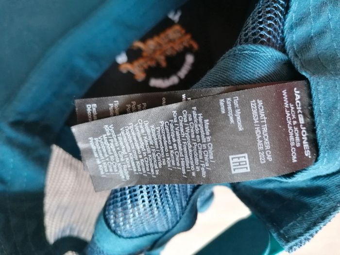 Casquette Jack&Jones
Taille unique adulte
Neuve juste lavée - photo numéro 3