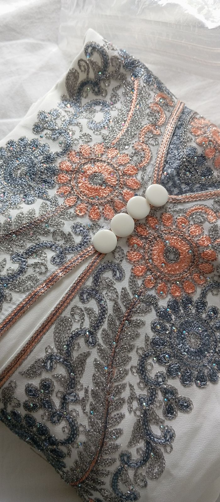 Robe de fête 2 pièces Strass avec voile - photo numéro 3