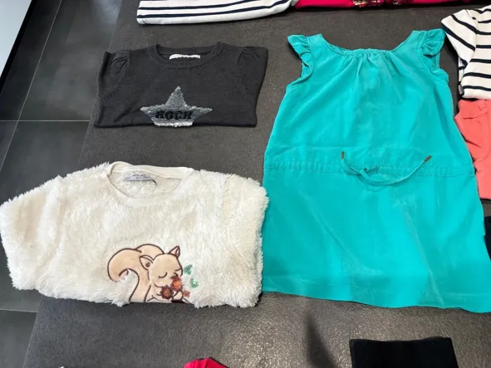 Lot vêtements fille 4 ans - photo numéro 5