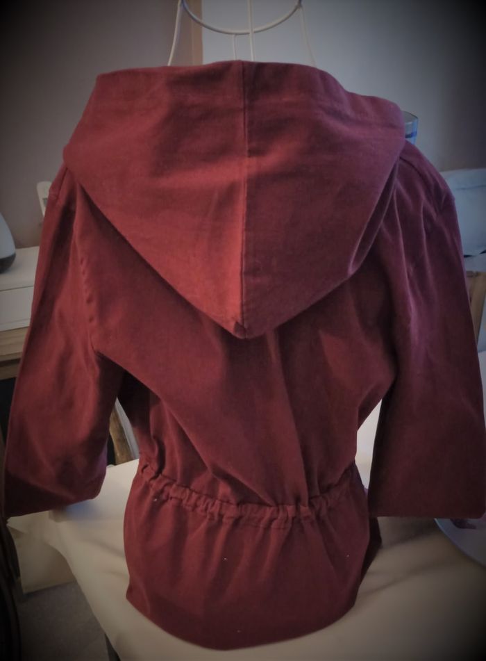 Veste Mi-Saison Bordeaux Chic & Tendance - Coupe Ajustable ! - photo numéro 4