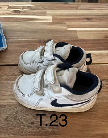 Basket Nike blanche et bleu