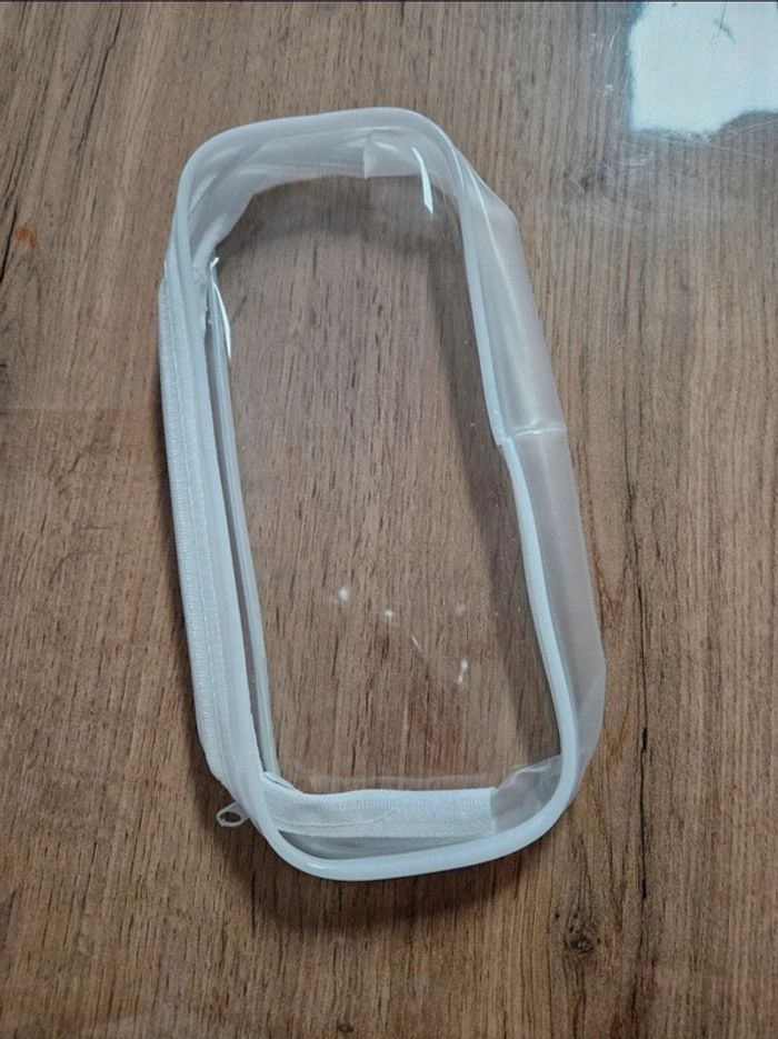 Trousse transparente blanche neuf - photo numéro 2
