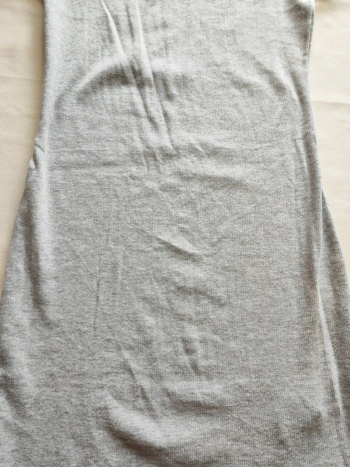 Robe grise taille S ou 36, Bershka, jamais portée - photo numéro 2
