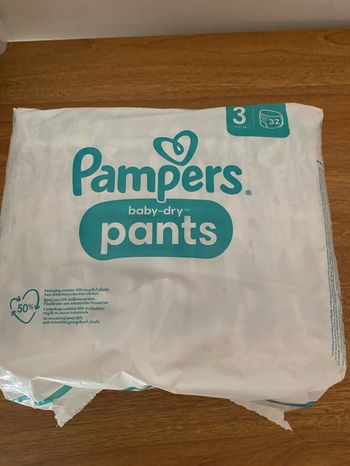 Couches culottes Pampers taille 3