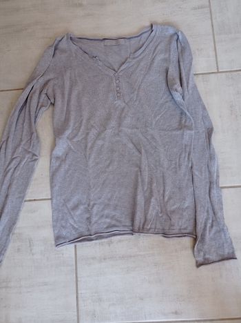 Tee-shirt cache cache