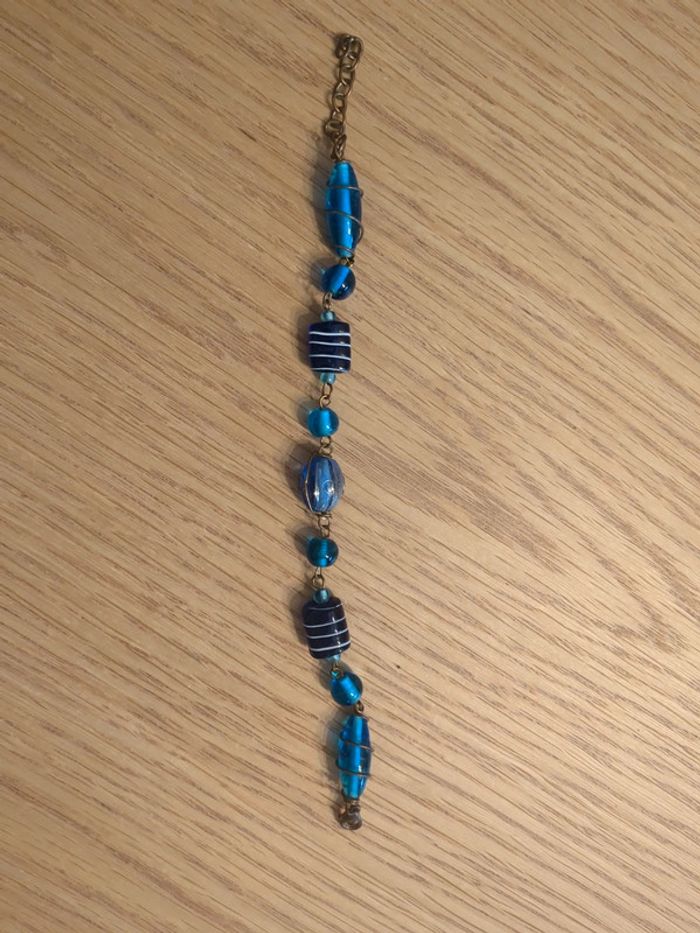 Bracelet de perles bleues - photo numéro 2