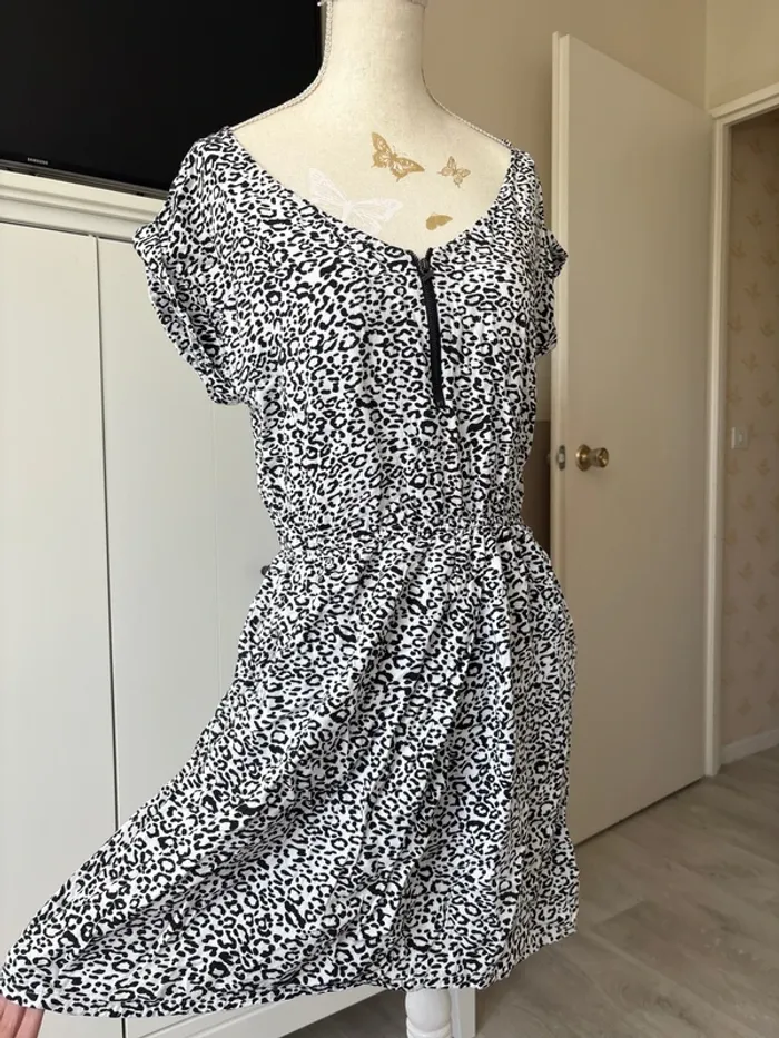 Camaïeu 36 robe été légère noir et blanche - photo numéro 2