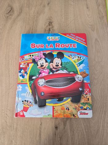 Livre chercher et trouve