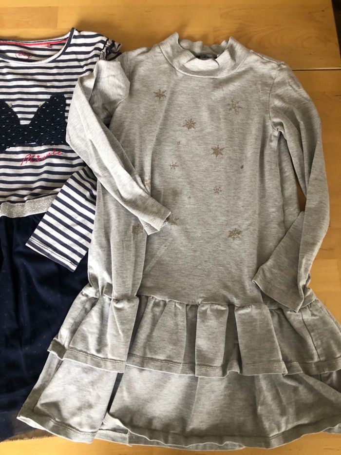 Lot 2 robes fille 8-9 ans Minnie et original marines - photo numéro 2