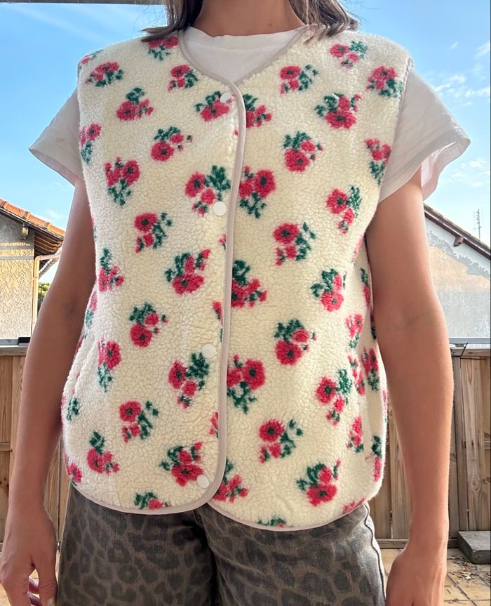 Gilet en fleurs avec des poches - photo numéro 7