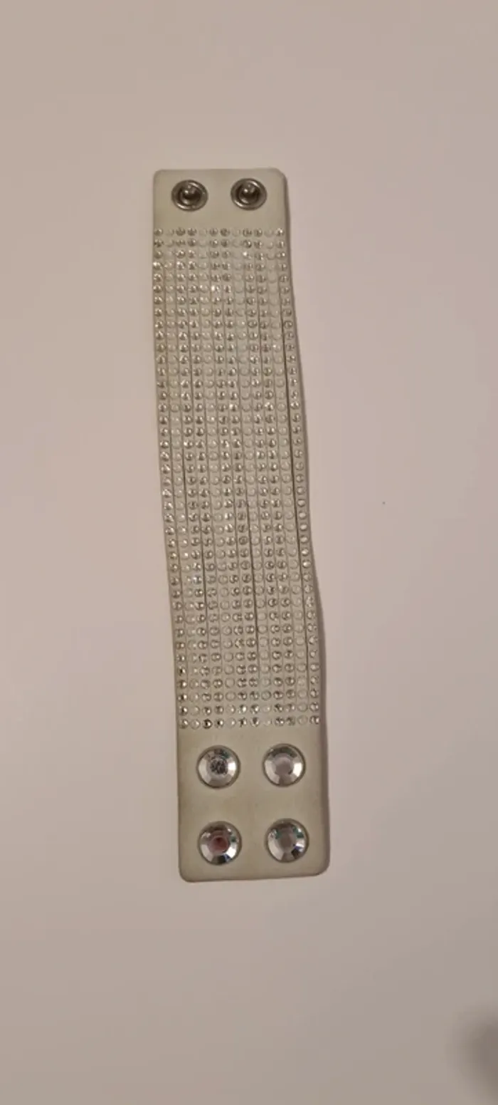 Bracelet manchette Swarovski
