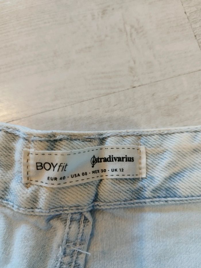 Superbe short en jean Stradivarius taille 40 - photo numéro 4