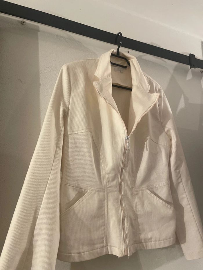 Très jolie veste vintage taille 42