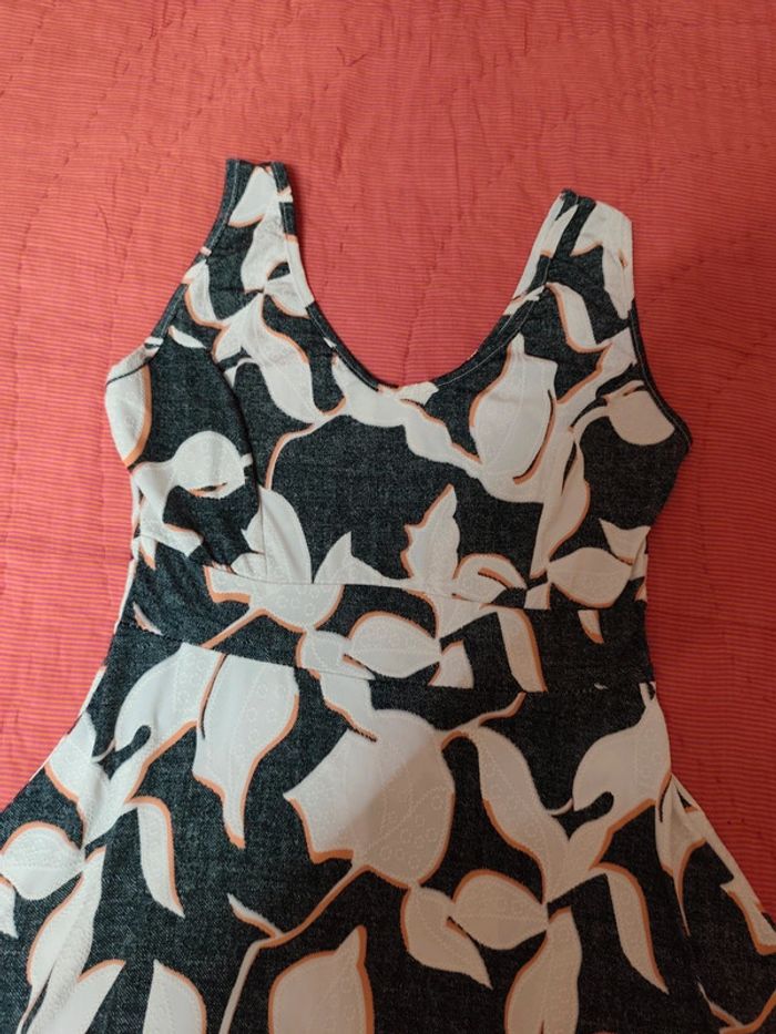 Magnifique robe d'été taille 36 ou s - photo numéro 3