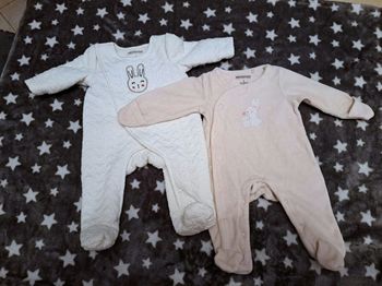 Lot 2 pyjamas orchestra 1 mois