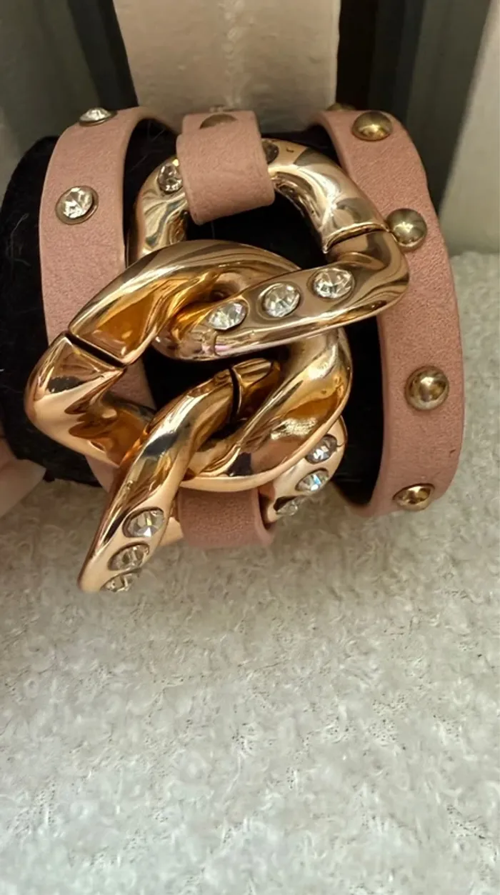 Bracelet lacet rose avec motifs doré réglable - photo numéro 2