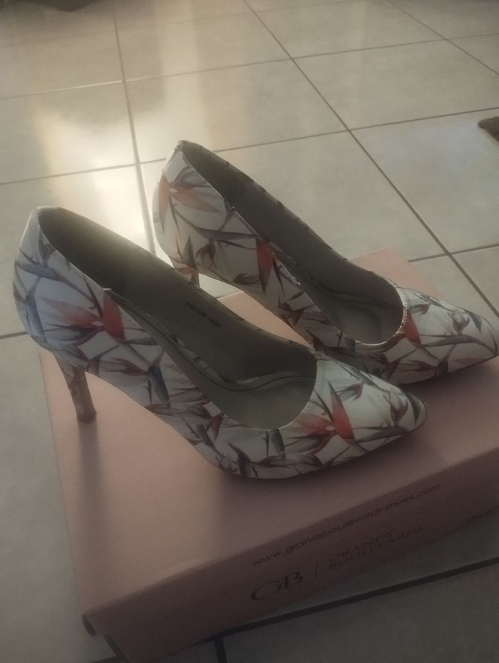 Chaussures femme - photo numéro 4