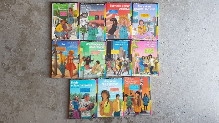 Lot livres Le club des baby-sitters