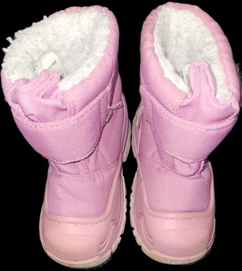 Bottes de neige Bibou baby pink p. 22 23