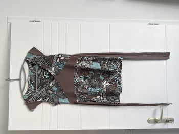 Haut marron & turquoise