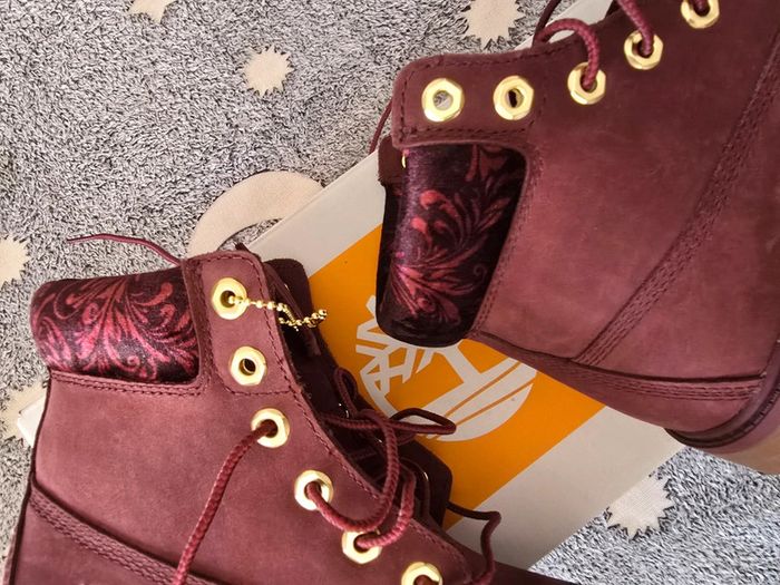Bottines Timberland bordeaux femme – taille 35,5 (comme neuves) - photo numéro 3