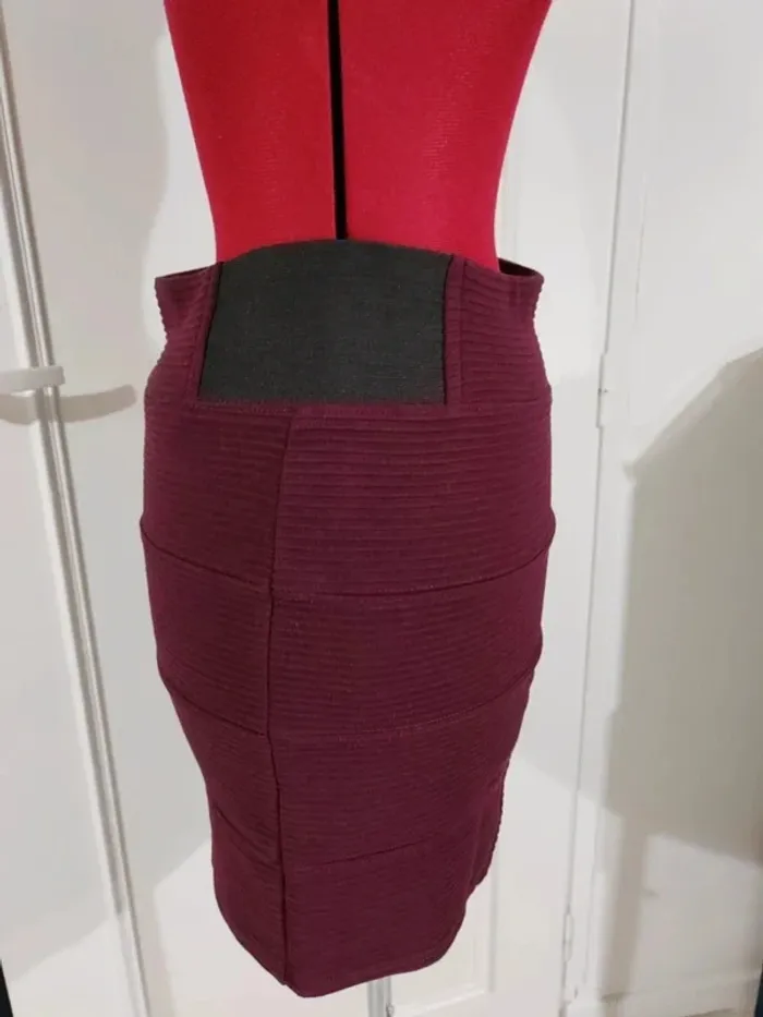 Jupe courte - photo numéro 7