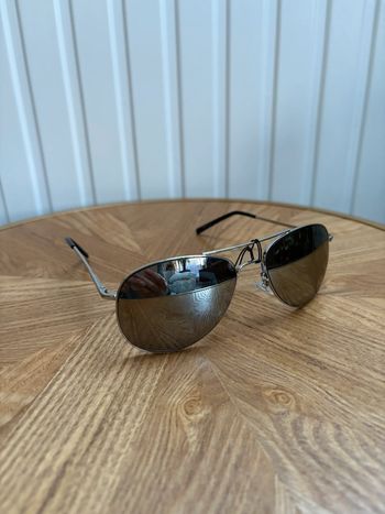 Lunette de soleil / paire de solaire / monture tendance - Gil - Neuf avec étiquette