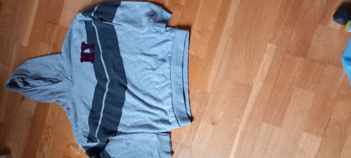 lot de sweats 12 ans - photo numéro 2
